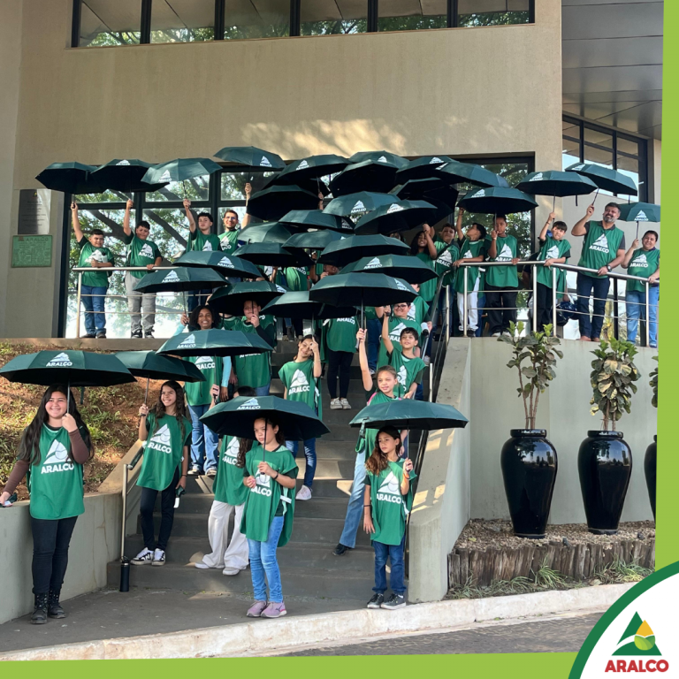 PROJETO GERMINAR: ALUNOS DO 5º ANO VIVENCIAM EXPERIÊNCIA EDUCATIVA NA UNIDADE ARALCO ARACANGUÁ